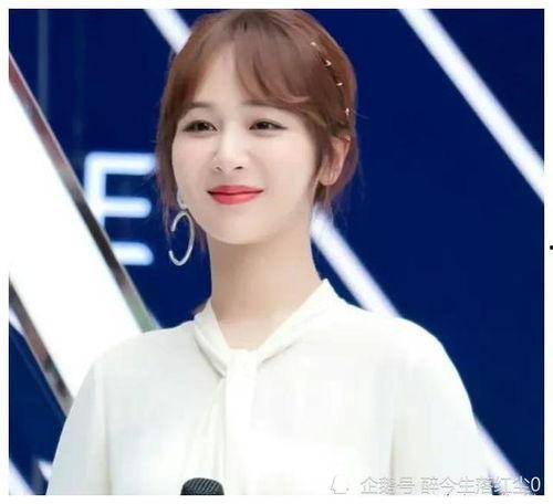 娱乐吃瓜酱 姐弟,揭秘姐弟情深背后的娱乐风云