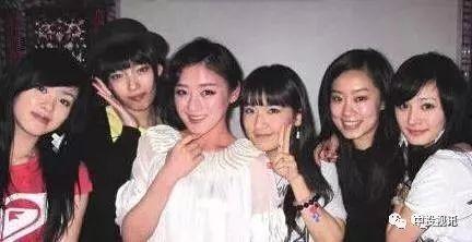 团宠吃瓜娱乐圈小说,团宠小仙女与娱乐圈的甜蜜瓜田